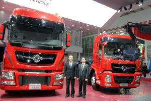 東風商用車上海車展天龍旗艦車型首發(fā)
