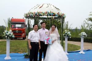 東風(fēng)商用車籌辦國內(nèi)首個卡車主題婚禮 傳遞卡車人正能量