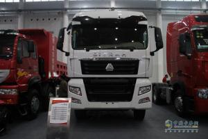武漢商用車展 中國重汽高端重卡齊聚一堂