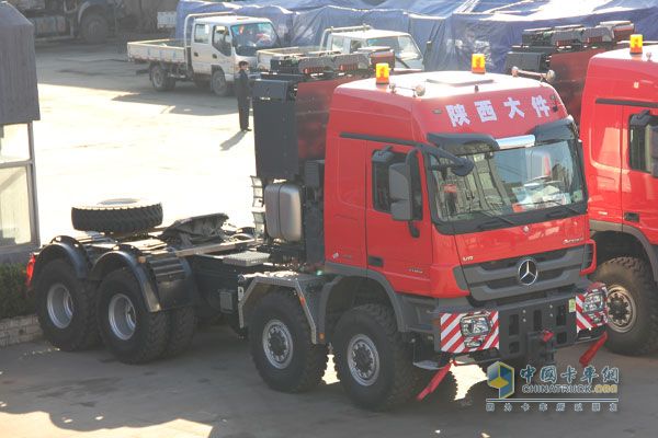 全球技術(shù)領(lǐng)先的奔馳Actros SLT交付陜西大件