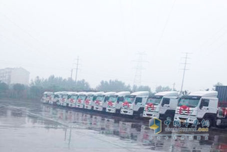 10臺中國重汽HOWO天然氣交車進駐常州