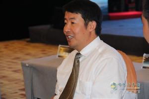 中國(guó)重汽汕德卡SITRAK2014全國(guó)體驗(yàn)式互動(dòng)路演哈爾濱啟程