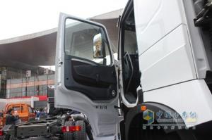 中國重汽 HOWO-T7H 6X4自卸車