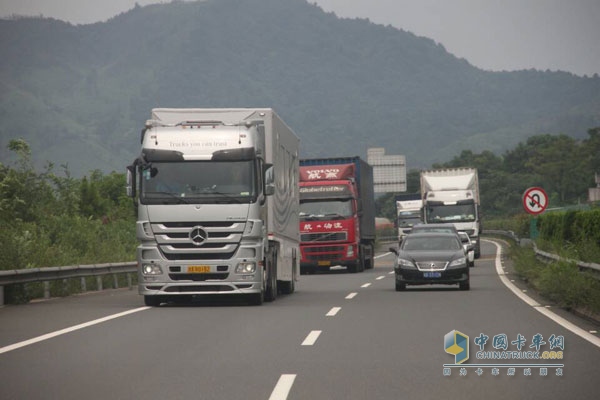 百公里26.5升 奔馳卡車杭州-廣州油耗實(shí)測(cè)完美結(jié)束