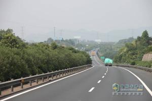 百公里26.5升 奔馳卡車杭州-廣州油耗實(shí)測(cè)完美結(jié)束