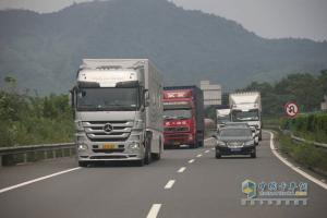 百公里26.5升 奔馳卡車杭州-廣州油耗實(shí)測(cè)完美結(jié)束