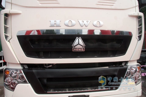 中國重汽 HOWO-T7H 430馬力 牽引車