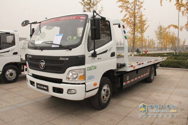 參觀福田汽車北京多功能汽車廠暨“歐馬可、奧鈴車型品鑒