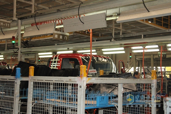 參觀福田汽車北京多功能汽車廠暨“歐馬可、奧鈴車型品鑒