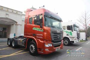 聯(lián)合卡車(chē) 玉柴350馬力 國(guó)四 6X2 牽引車(chē)