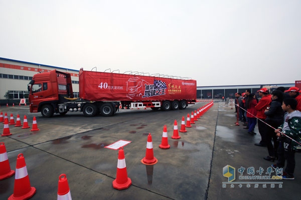 東風(fēng)商用車：“出彩天龍哥 中國好司機(jī)” 山東再掀高潮！