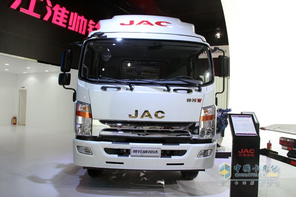 廣州車展：江淮汽車攜帥鈴全系參展 展示納威斯達新動力