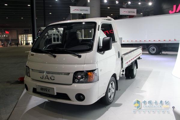 廣州車展：江淮汽車攜帥鈴全系參展 展示納威斯達新動力