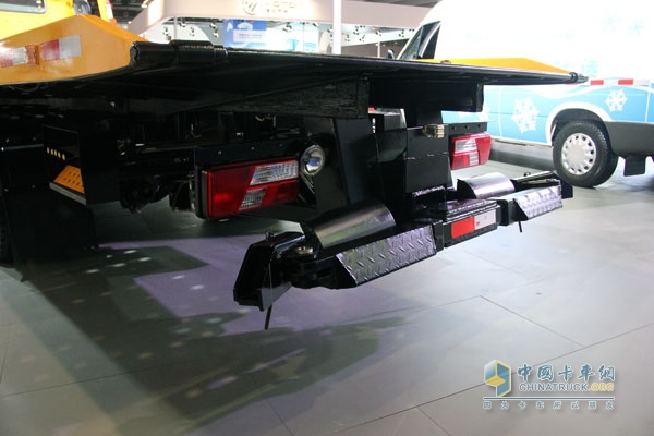 廣州車展:江鈴汽車看中細(xì)分市場(chǎng) 攜專用車亮相