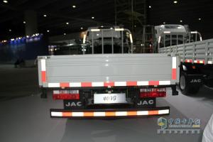 廣州車展：江淮汽車攜帥鈴全系參展 展示納威斯達新動力