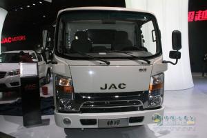 廣州車展：江淮汽車攜帥鈴全系參展 展示納威斯達新動力
