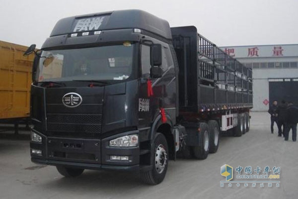 解放J6P牽引車(chē)