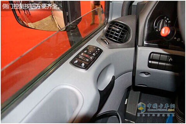  奔馳Actros1841 