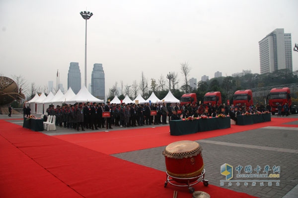 銷服一體化 上汽依維柯紅巖“獅王爭(zhēng)霸賽”完美收官