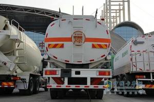 陜汽 德龍新M3000 290馬力 8X4 國四 運(yùn)油車