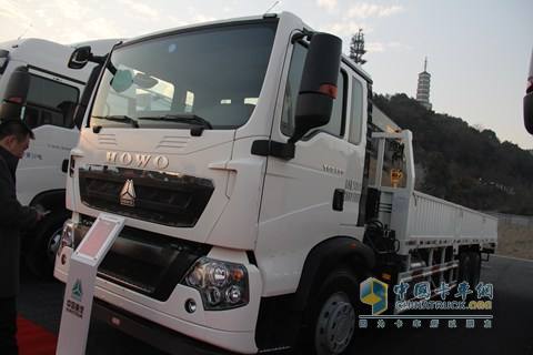 中國重汽 T5G 280馬力 6X4 隨車起重運輸車