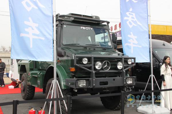 21RV與堅(jiān)持夢(mèng)想者同行--2015中國(北京)國際房車露營展覽會(huì)