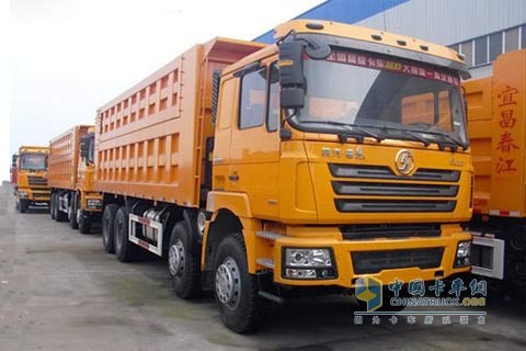 陜汽重卡 德龍F(tuán)3000 西安康明斯385馬力 8X4 自卸車