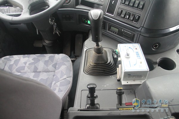 福田瑞沃 濰柴 310馬力 6X4 智能環(huán)保渣土車(chē)（內(nèi)飾)