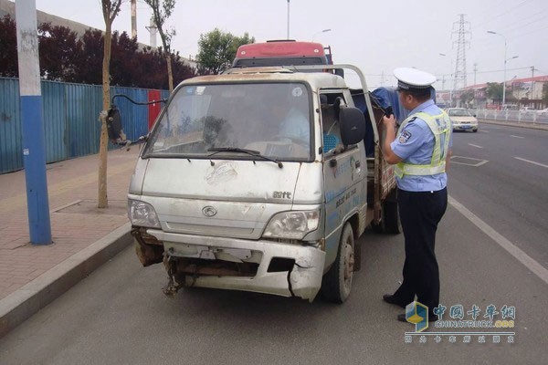 深圳2015年8月27日后將查扣未處理黃標(biāo)車(chē)闖禁