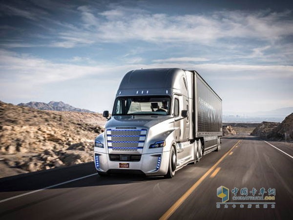 Freightliner Inspiration自動駕駛卡車