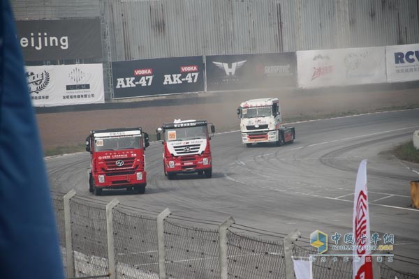 玲瓏輪胎2015中國(guó)卡車公開賽比賽現(xiàn)場(chǎng)