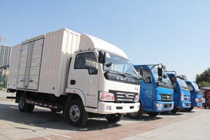 濟(jì)南卡車展輕卡秀 奧馳汽車、南京依維柯齊動(dòng)員