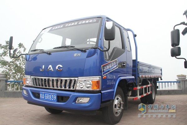 聆聽芯動力 試駕邁斯福發(fā)動機(jī)車型