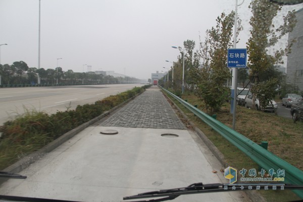 聆聽芯動力 試駕邁斯福發(fā)動機(jī)車型