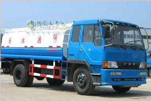 一汽解放 悍威(J5M) 220馬力 4×2 灑水車(軸距：4700mm)