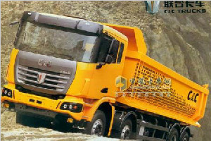 聯(lián)合卡車 420馬力 8×4 自卸車