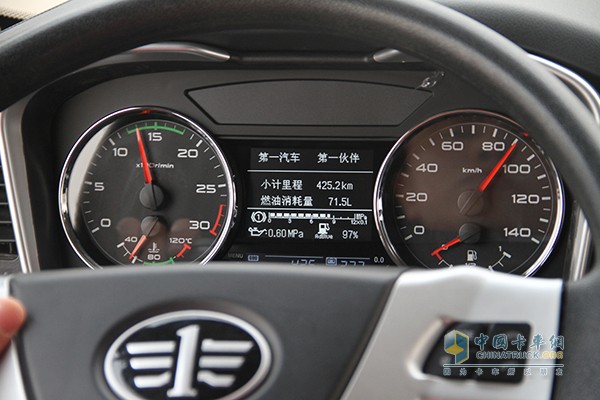 轉(zhuǎn)速1300r/min，時速輕松達到90km/h