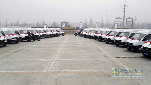 上汽大通EV80系列純電動(dòng)汽車