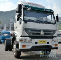 新黃河港口牽引車促銷