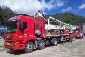 上汽依維柯紅巖杰卡 科索9 310馬力國四牽引車