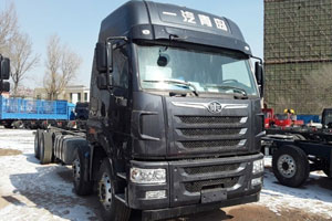 青島解放途V8X4載貨車促銷 直降3000元