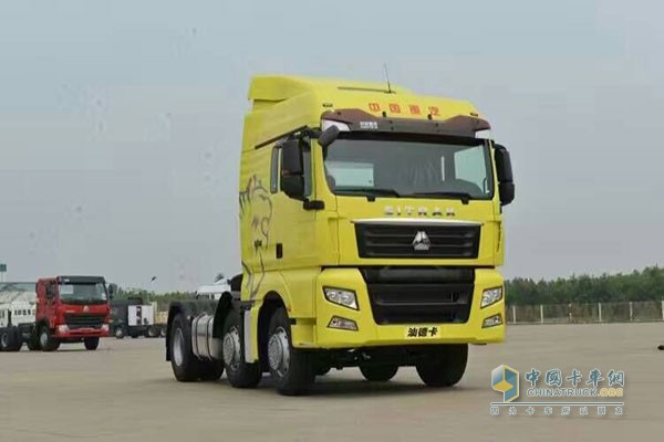 汕德卡6×2牽引車