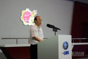 [解放卡車(chē)60年]解放卡車(chē)誕生60周年暨紀(jì)念版車(chē)型下線儀式