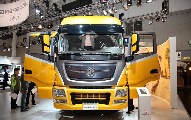 東風(fēng)商用車 天龍旗艦重卡 480馬力 6X4牽引車(DFH4250C)