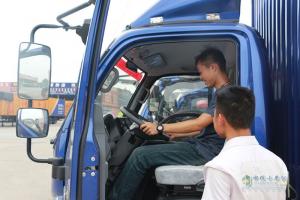 福田奧鈴大篷車(chē)活動(dòng)走進(jìn)廣州佛山