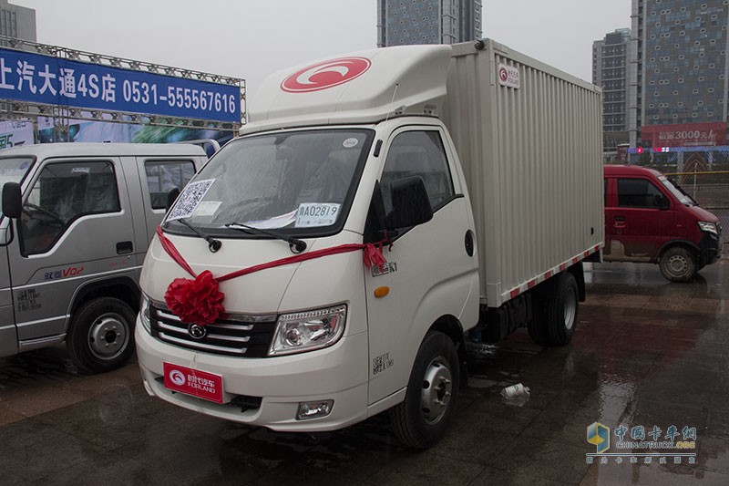 濟南卡車展輕卡秀 奧馳汽車、時代汽車展物流車型