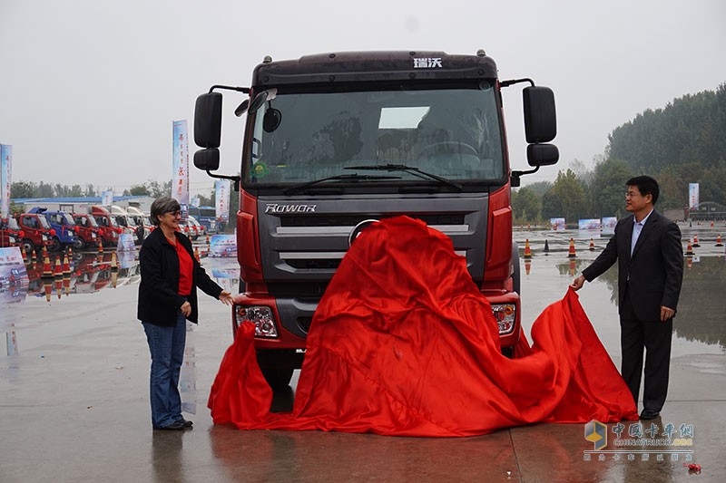 卡車界的華爾茲 時(shí)代、瑞沃挑戰(zhàn)賽酣戰(zhàn)鄭州