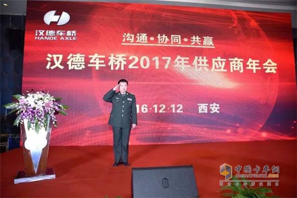 陸軍車船軍事代表局駐西安地區(qū)軍事代表室總代表李雋杰