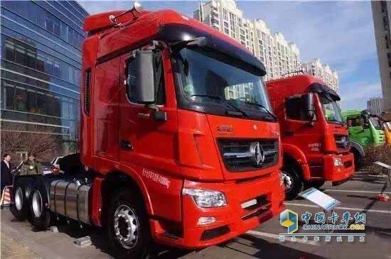 北奔V3ET高效版物流牽引車