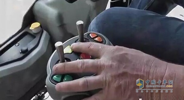 Johnston Sweepers掃地車操作面板